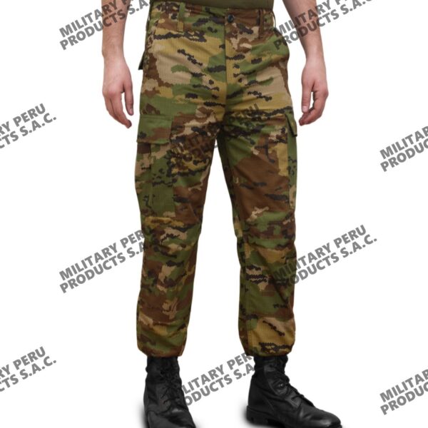 Uniforme hexacam2